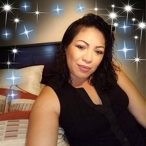 Meet your Posher, Alma